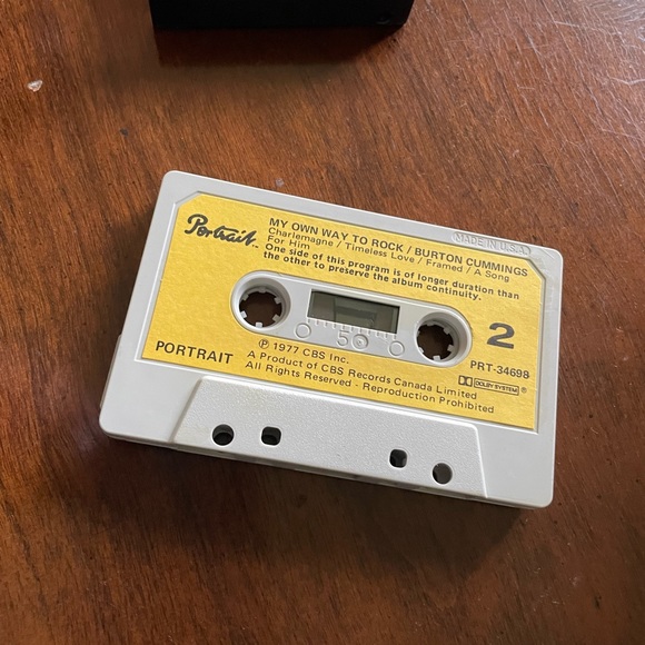 🍁 Vintage 1977 Burton Cummings My Own Way To Rock Portrait Cassette Tape 🍁 - Picture 4 of 6